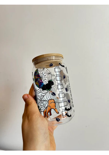 Pipetli Wednesday Baskılı Cam Bardak – 500 ml | El Yapımı Tasarım Hediyelik Bardak